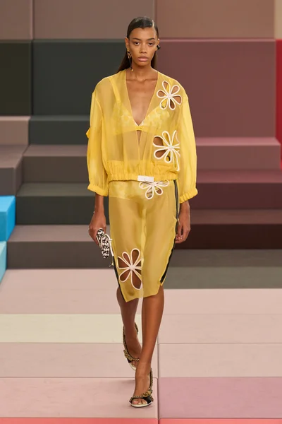 Look 47